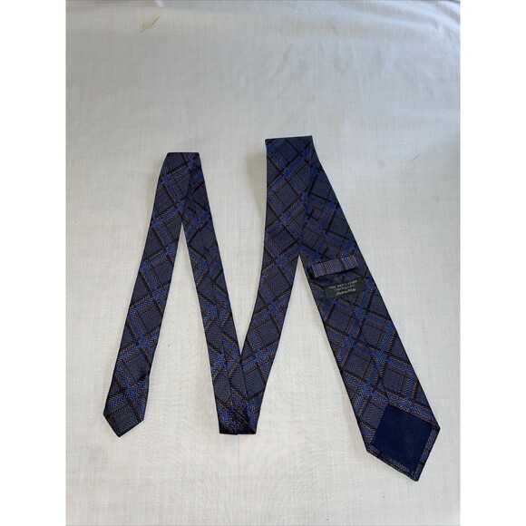 The Men’s Store Bloomingdale’s Men’s Dress Tie Size 56” Blue Striped Silk Italy - Picture 12 of 12